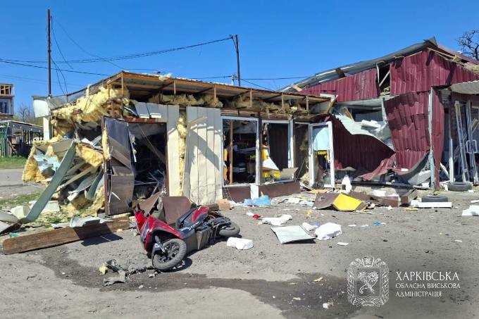 У Мерефі внаслідок ракетного удару 4 загиблих і 18 постраждалих (фото)